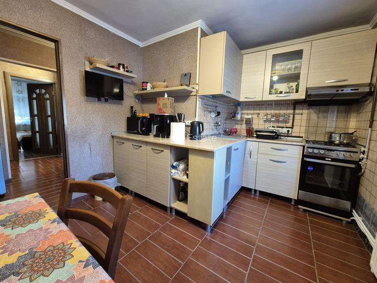 Aparatement spațios cu 3 camere - Brătianu - 9