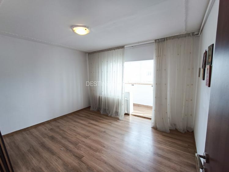 Apartament 3 camere, decomandat, langa Mall Vitan - 7