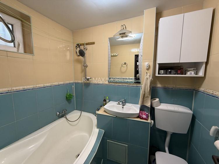 Ap 2 camere 57 mp cu 2 balcoane și 2 locuri parcare str Fizicienilor - 10