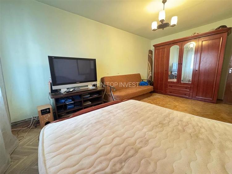 Apartament decomandat 3 camere 2 balcoane zona Ciresica - 2