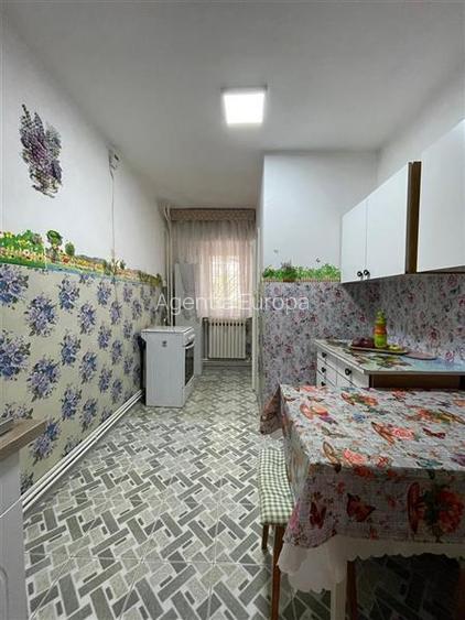 Apartament 3 camere de vanzare zona E3- Tulcea - 5