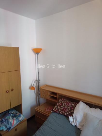 De vânzare apartament cu 2 camere,etaj.3 - 9