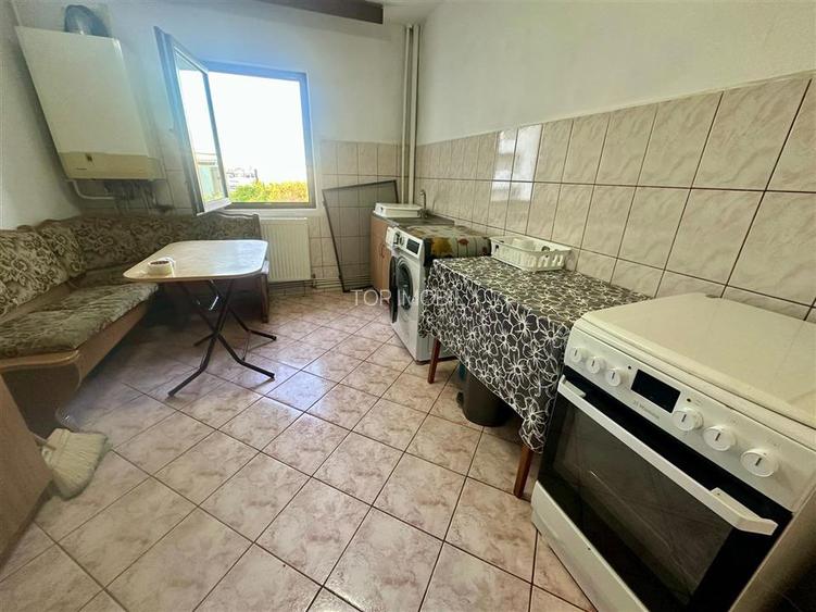 Apartament 2 camere decomandat- CUG, Școala 42 - 4