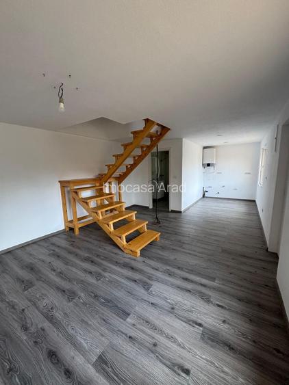 De vanzare Casa vila openspace P+M Relax naturi Mures trei insule Arad - 3