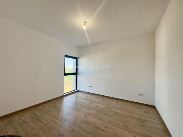 Duplex despartit prin camera Tehnica, Mosnita Noua-Valery - 10