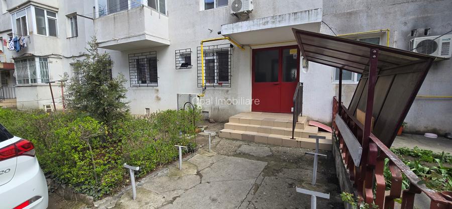 Exclusivitate-Casa de Cultura, apartament 2 camere, et.1/4, centrala gaz,mobilat - 38