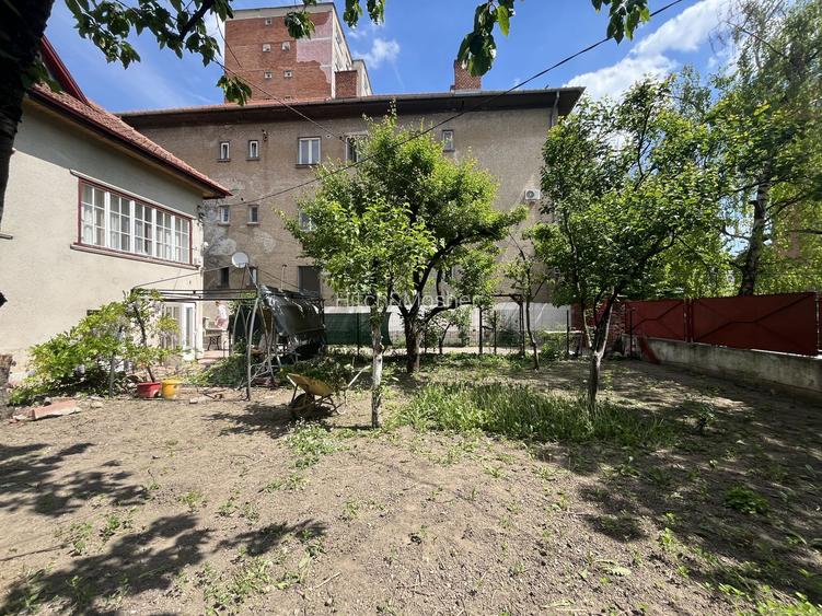 Casa spatioasa de inchiriat in zona centrala - Punctele Cardinale - 3