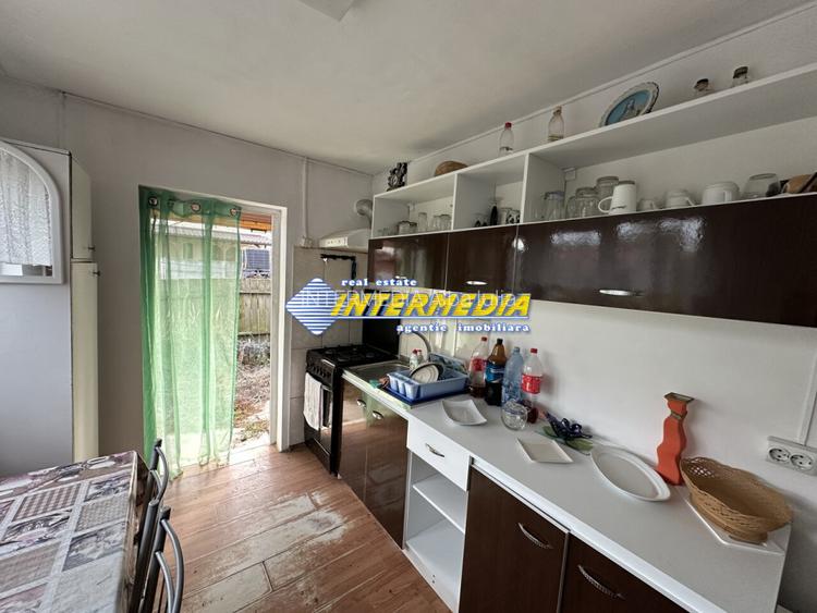 OKAZIE ! Casa cu Magazie 99 mp. Teren 570 mp. Alba Zona Arex toate utilitatile - 3