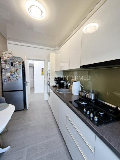 Mamaia - REX - apartament cu terasa si vedere panoramica pe lac - 7