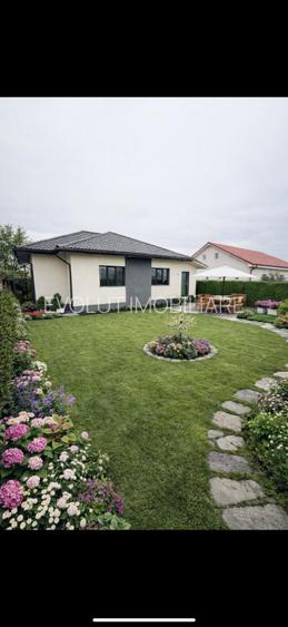 Cumpana- Casa 4 camere la alb+ teren - 2