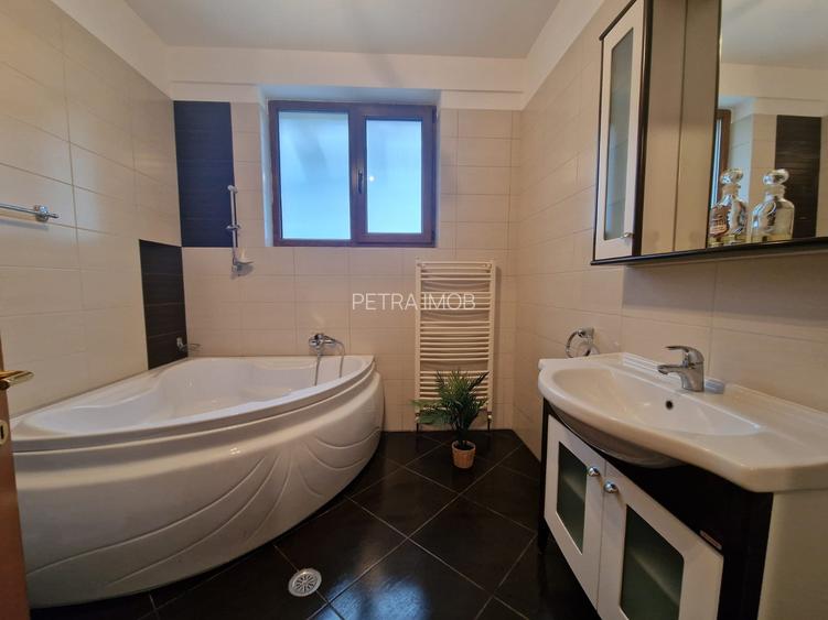 HERASTRAU / VIRGIL MADGEARU 4 CAMERE LIBER - 10