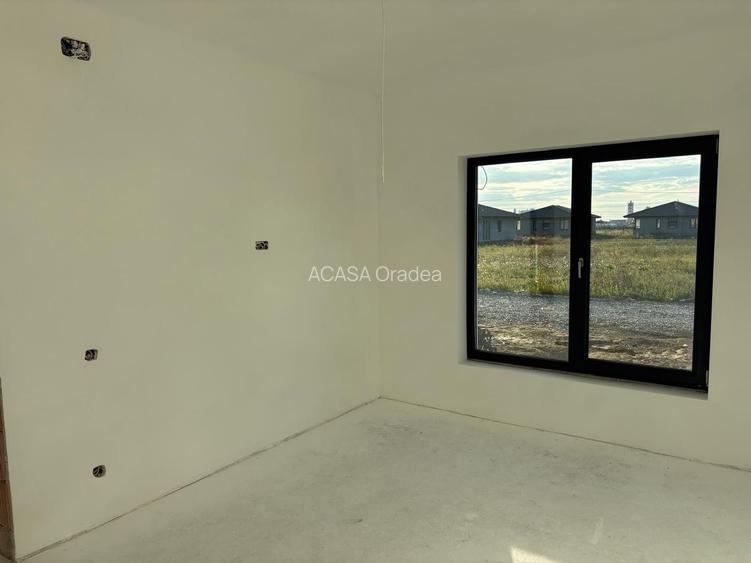 Casa Santandrei, 162 000 E (neg). Comision 0. - 13