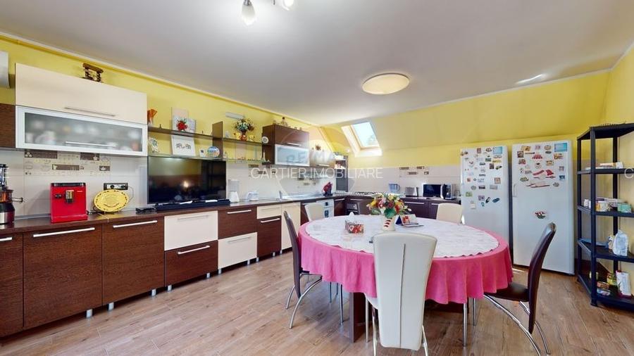 Vand casa plus spatiu comercial zona Centrul Istoric - 7