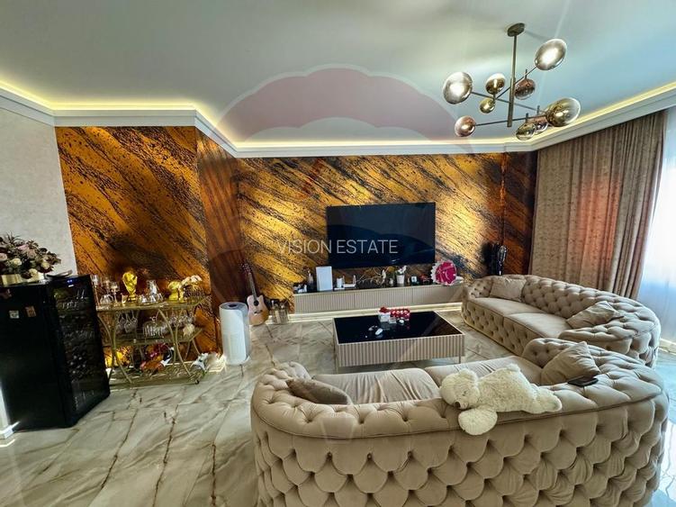 Apartament cu 4 camere de vânzare în zona Sarari - 20