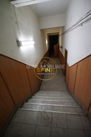 Spatiu birouri/comercial Bloc posta Margeanului - 17