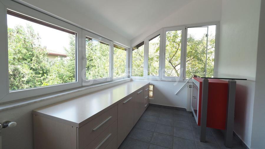 Vilă cu 7 camere si piscina exclusiva langa British School - 17