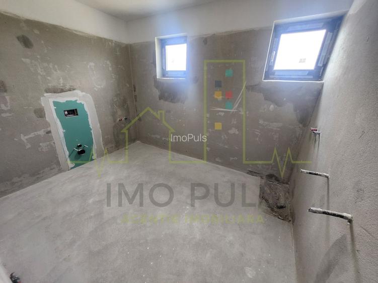 Duplex. Mosnita veche. 350 mp Teren. 4 Camere - 9