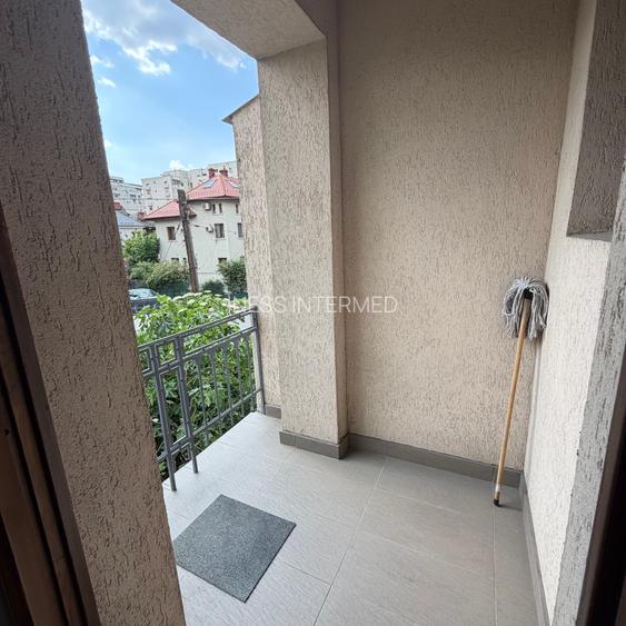 Piata Muncii \ duplex in vila \ etaj 1 + mansarda \ 3 camere - 80mp \ - 4