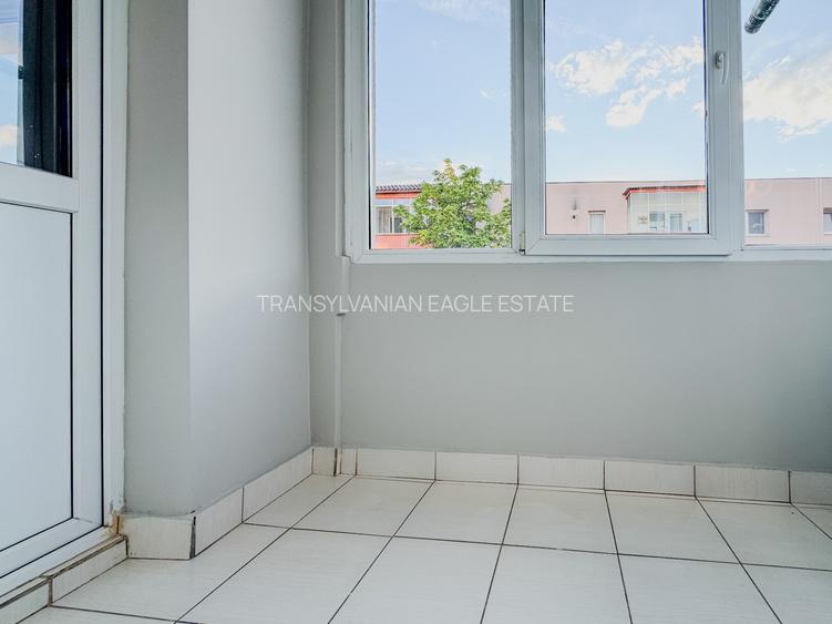 Apartament renovat decomandat|2 camere|Interservisan/Titulescu - 16