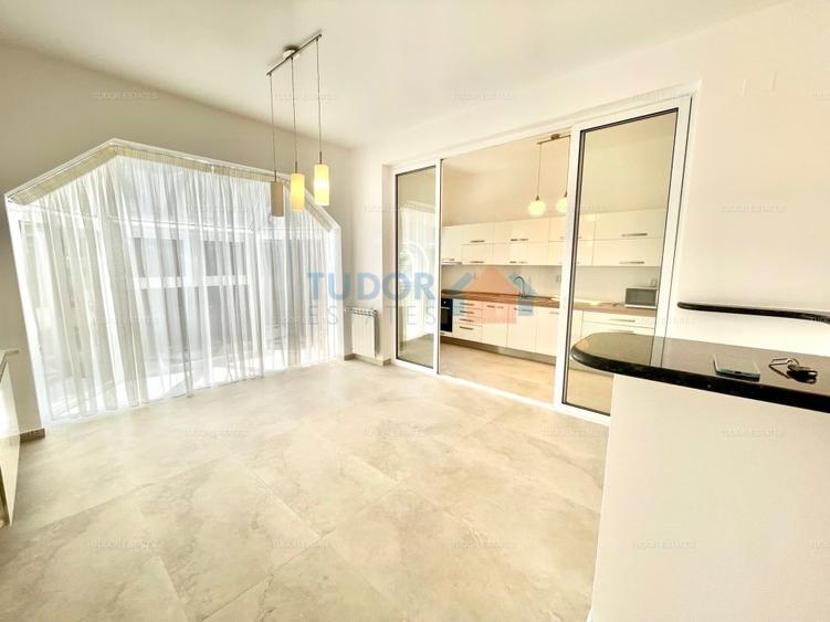 Amazing fully renovated villa with pool in a safe compound from Iancu Nicolae