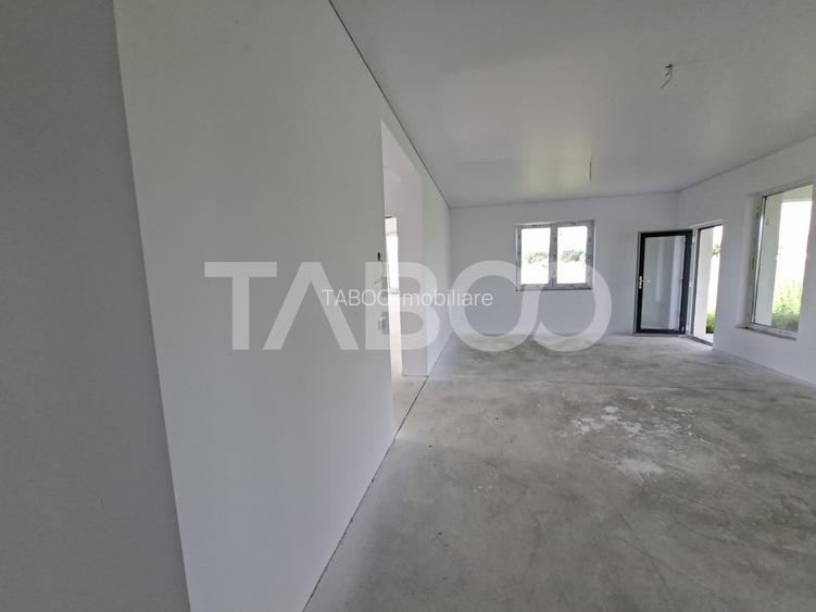 Casa individuala pe un singur nivel 479 mp teren Cristian Sibiu - 11