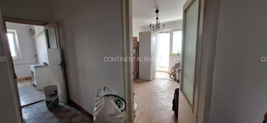Apartament 2 camere Drumul Teberei - 12
