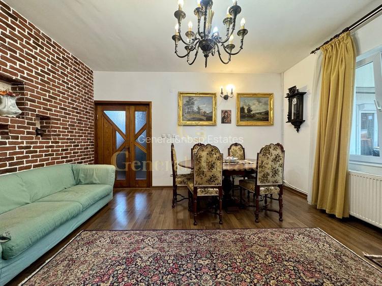 Vânzare Casă  D+P+E - 230 m.p. - Bucium - 8