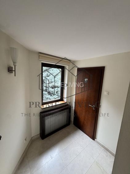 VILA DEOSEBITĂ LA VÂNZARE ÎN ZONA CENTRALĂ APROAPE DE CALEA PLEVNEI - 6