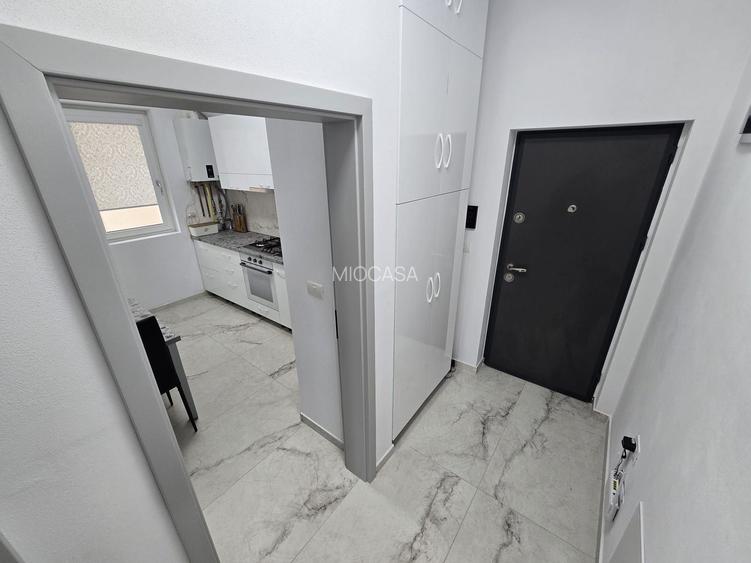 Decomandat. ETAJ 1. Langa Profi. 2 Locuri de Parcare. - 11