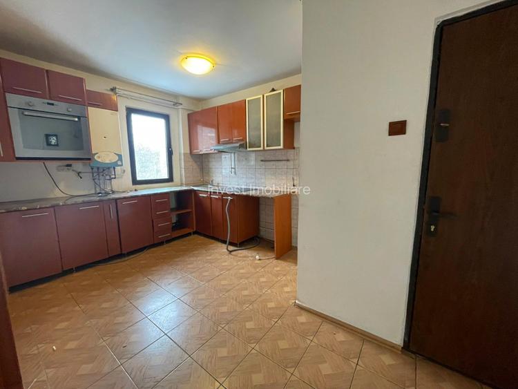 Apartament 2 camere-Pod de Piatra-etaj intermediar-bloc fara risc - 3