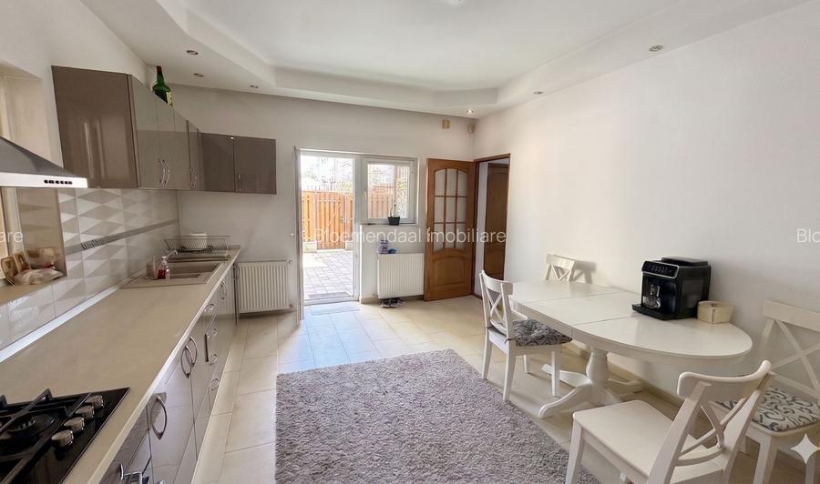 Vilă spațioasă 9 camere ,450 mp teren ,ideală locuință sau business - 8