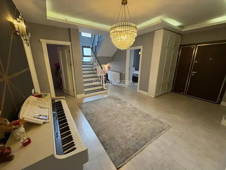 Vila Lux Pantelimon De Vanzare 6 Camere Curte 400 Mp - 2