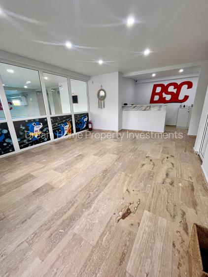 Bazin de inot /afacere la cheie/ randament 8 % - 7