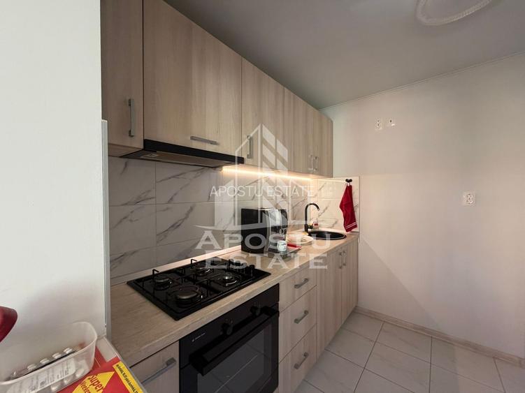Apartament cu 3 camere, garaj, de vanzare, zona Plavat I I,Timisoara - 2