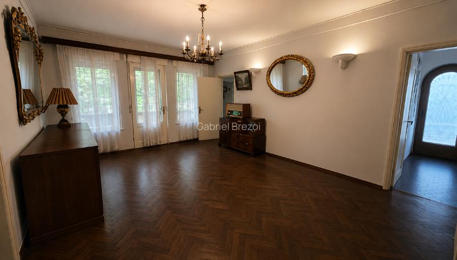 Apartament 3 camere parter in vila plus garsoniera demisol si curte. - 12