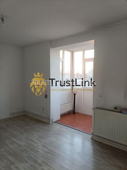 Garsoniera de vanzare la Hala Traian Calea Calarasi - 2