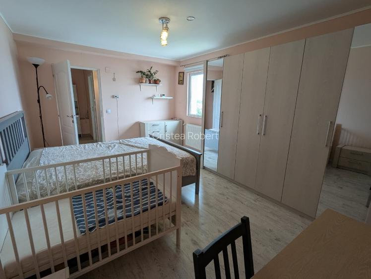 Proprietar, Duplex 2 camere, 2 băi, 700m metrou Aparatori, Pod 14mp, Centrala - 15