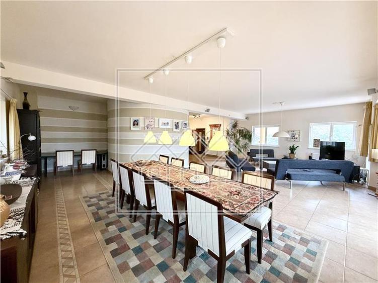 Casa de vanzare in Sibiu, individuala - 418 mp - teren 1.338 mp - 4