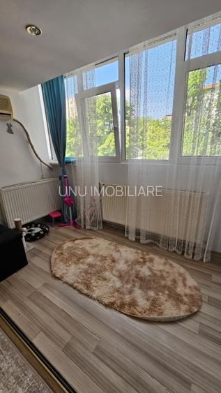 Apartament 2 camere decomandat 56mp - ETAJ 1 - Belvedere Nicolina - bloc 1986 - 4