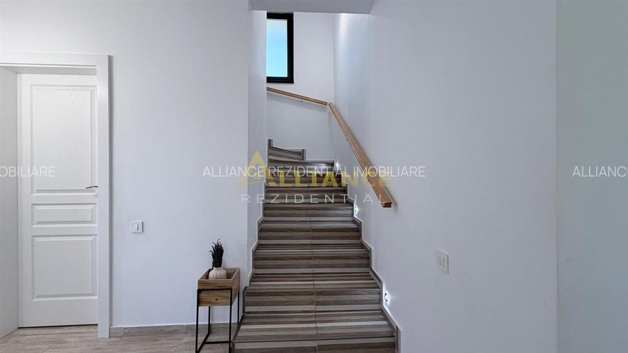 Casa Individuala - 5 camere - 3 bai - 403mp teren - 11