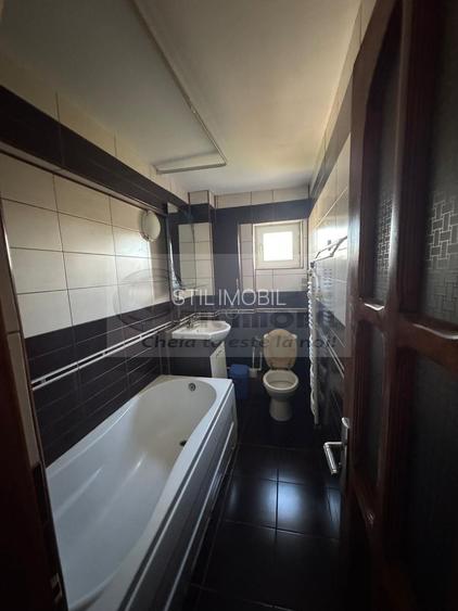 Apartament 3 camere – zona Nicolina(prima stație după Podul Ros) - 8