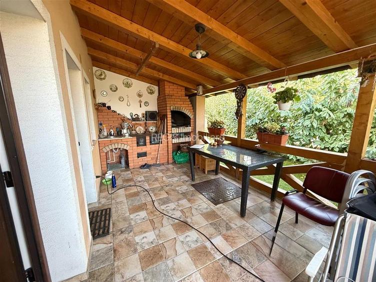 Vila tip Duplex, Curte proprie, Sanpetru Brasov - 13