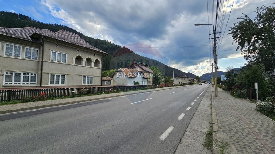 Casa 225 mp, teren intravilan 4822 mp C. Moldovenesc, Suceava - 6