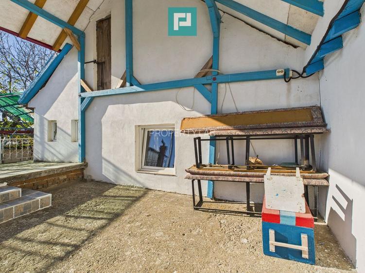 Casă+spațiu comercial în Ghioroc, vânzare în rate - 16