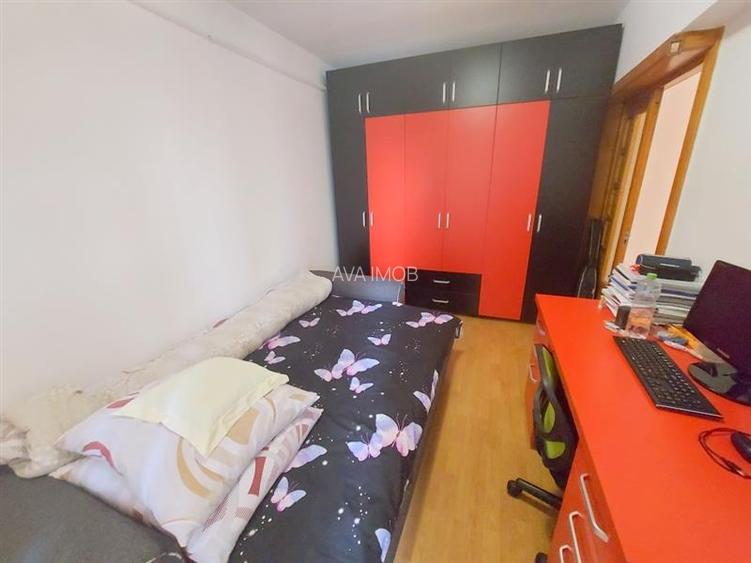Apartament 3 camere decomandat, zona Mioritei - 10