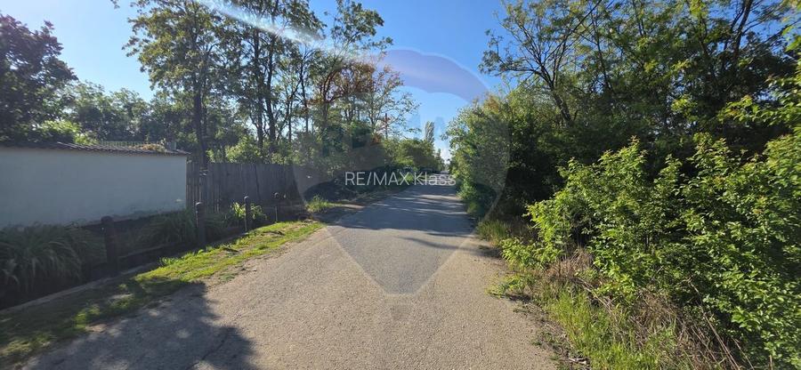 Teren de vanzare – 9458 mp – Bujoreanca Comuna Cornesti - 2