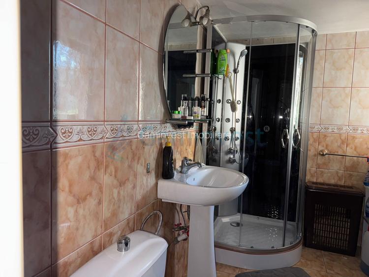 Casa cu 5 camere, singur in curte, cu Garaj zona Iosia, Oradea - 13