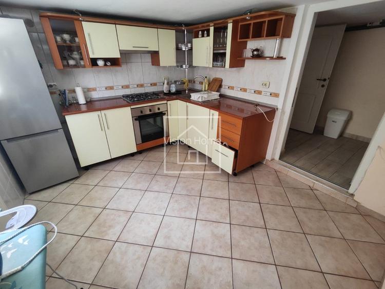 Casa individuala buna cu 4 camere 349 mp teren, 2 fronturi stradale, Lazaret - 8