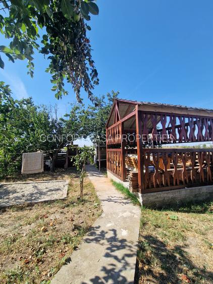 Casa de vanzare - Dobreni - Vidra - teren 2444 mp - intravilan - stradal/central - 3