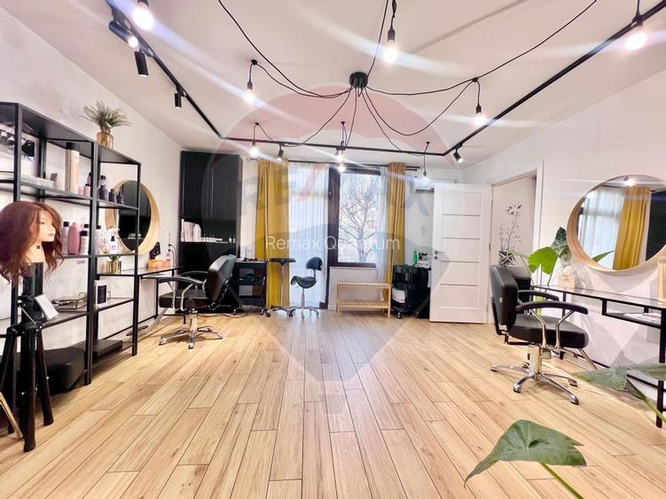 De vânzare casă cu 12 camere, în zona Decebal - 5